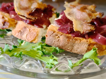 Bruschetta con cipolla rossa di Tropea.
