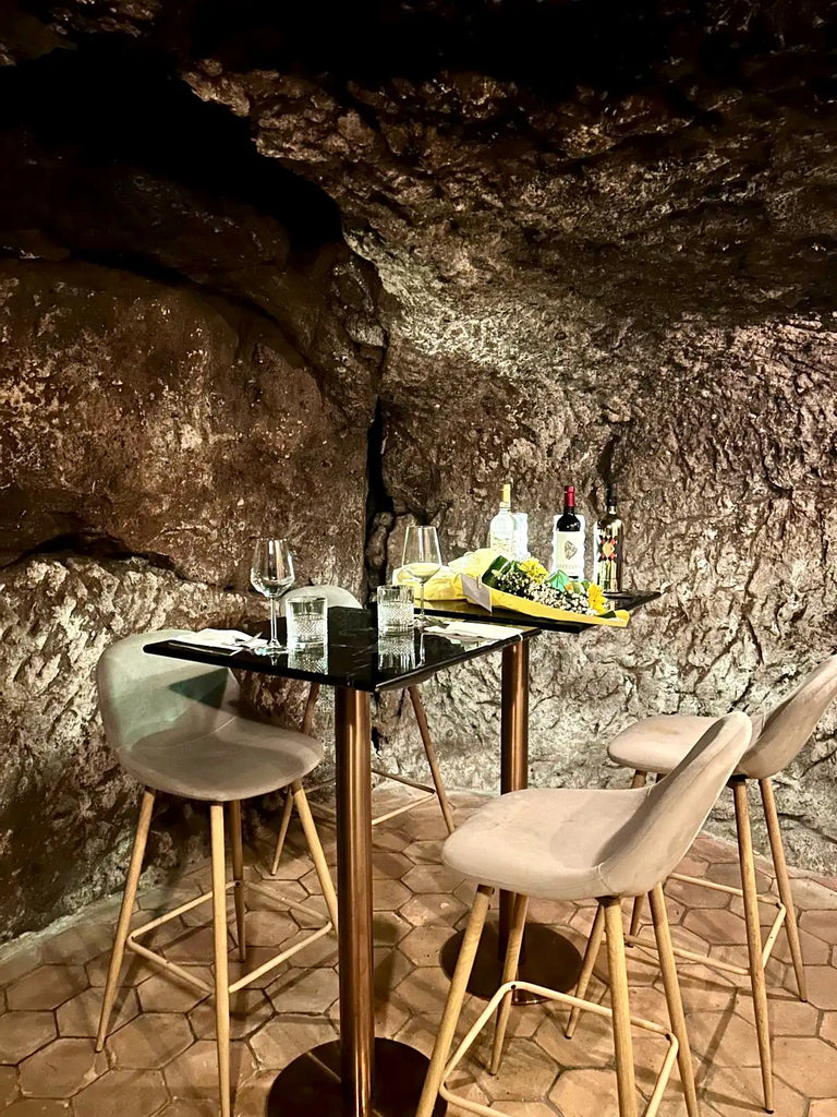 Degustazione di Vini in grotta con menù dedicato