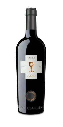 degustazione di vino in grotta nel ristorante fuori Roma